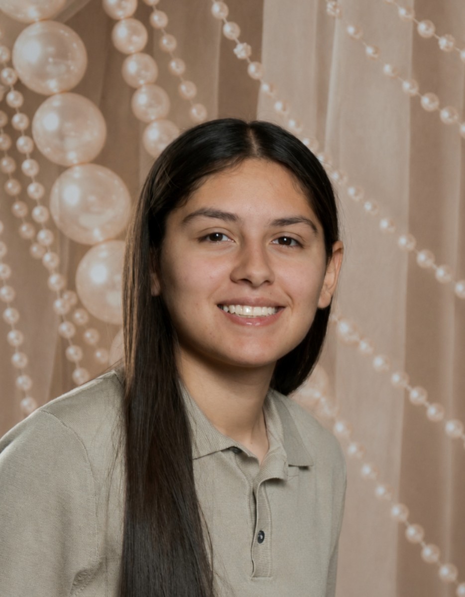 Monse Anabella Valenzuela portrait